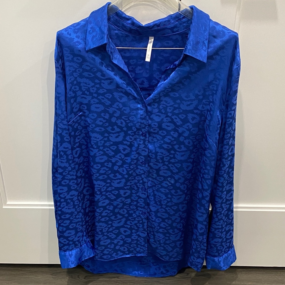 DNA Couture Vibrant Blue Animal Print Button Down Shirt